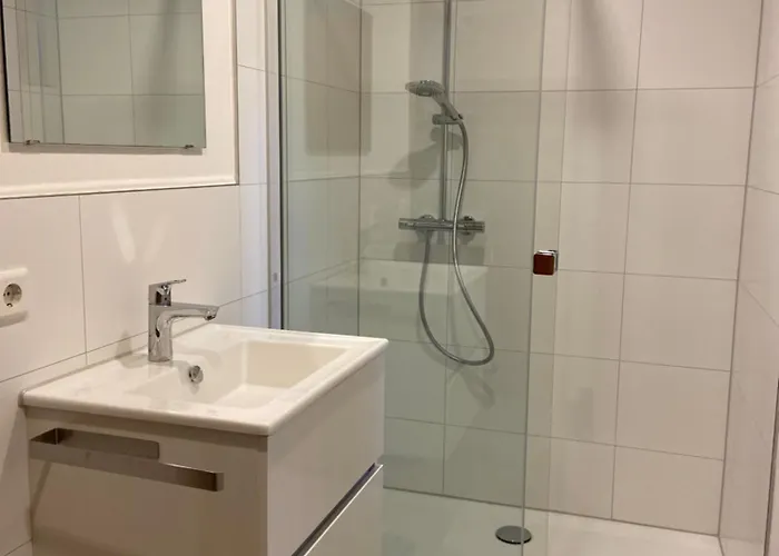 アパート Paradies